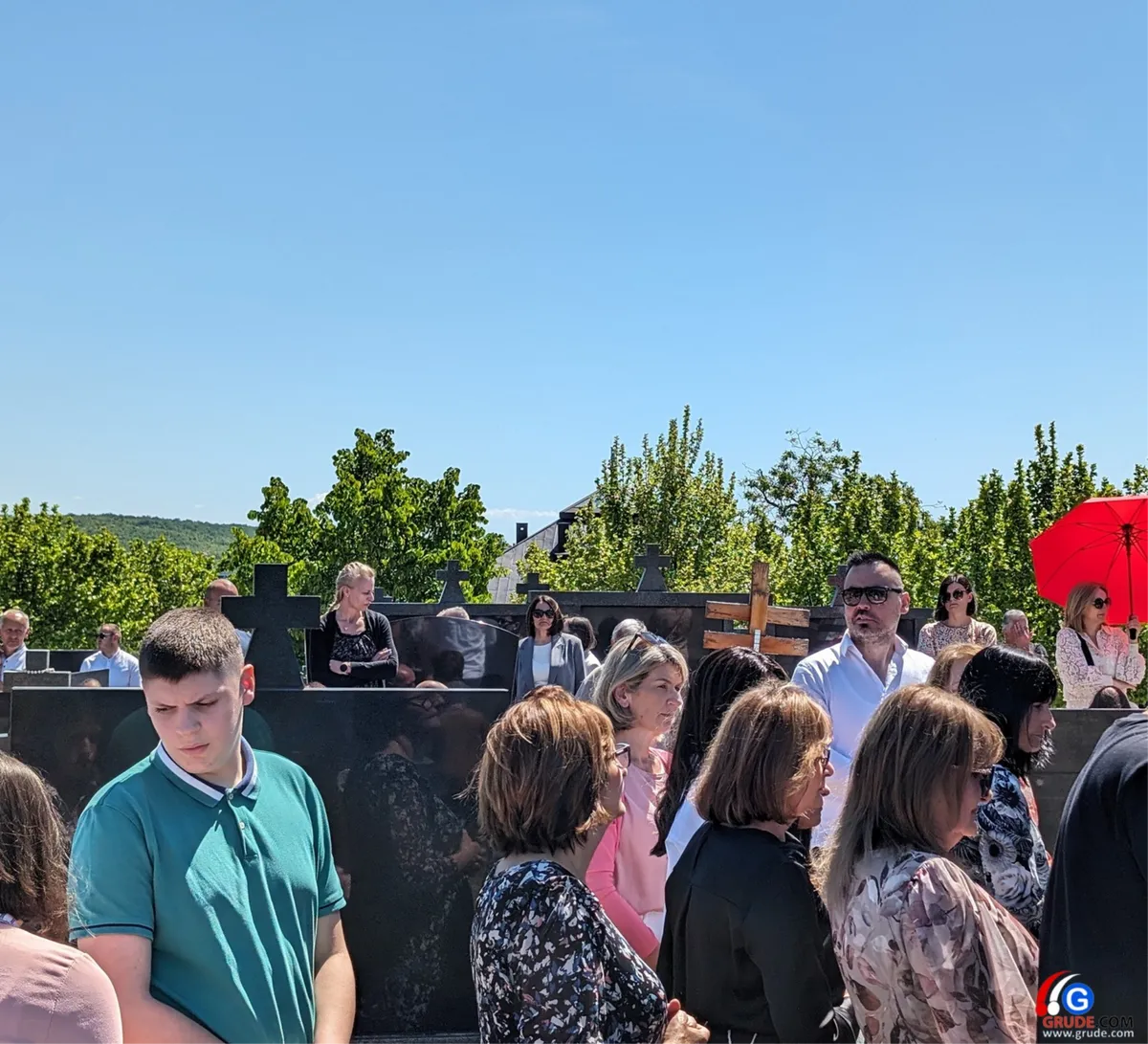 FOTO: BLAGOSLOV POLJA U GRUDAMA! Fra Stanko: U proljeće raste sve što posijemo, ali i korov, Bog nas želi očuvati od korova života! 23