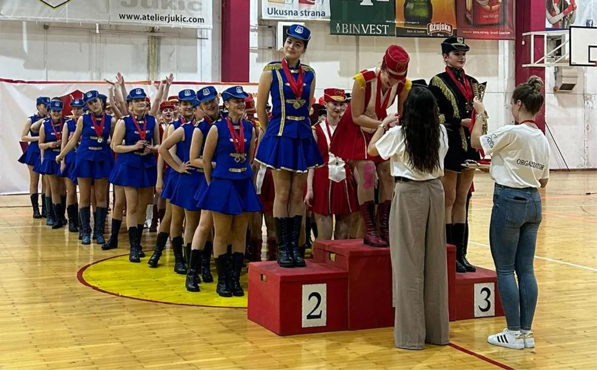 FOTO: Zlato, srebra, bronce za GRUDE! Mažoretkinje izvrsnim nastupila pobrale medalje na VI. Nacionalnom prvenstvu BiH! 7