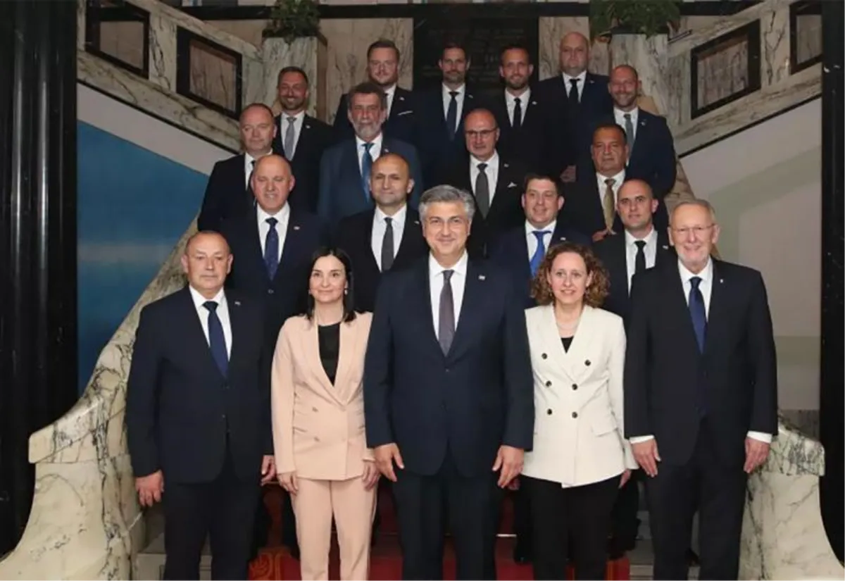 Izglasana nova Vlada RH: Plenković i ministri prisegnuli, podržalo ih 79 zastupnika