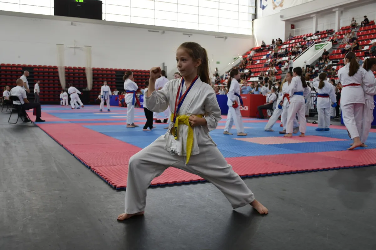Nika Leonarda Andrijanić zlatna na Međunarodnom karate turniru ''Slavija open'' FOTO 3
