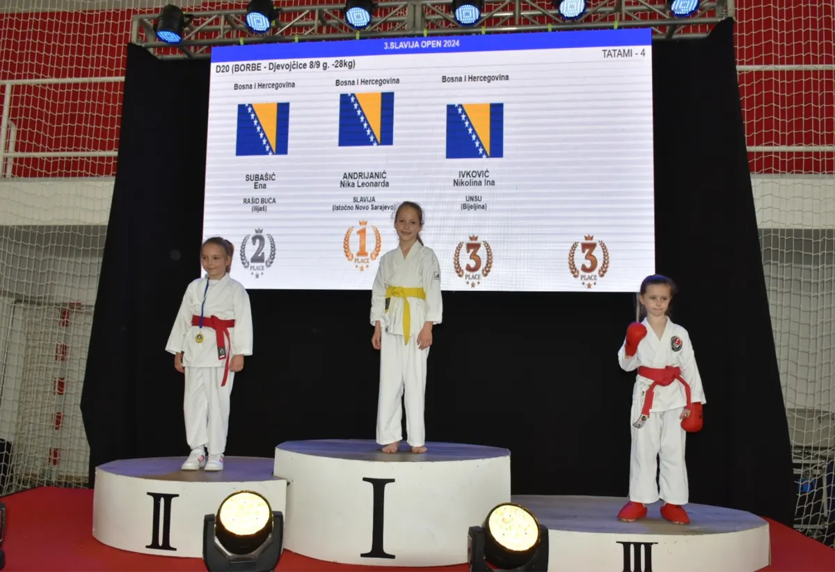Nika Leonarda Andrijanić zlatna na Međunarodnom karate turniru ''Slavija open'' FOTO