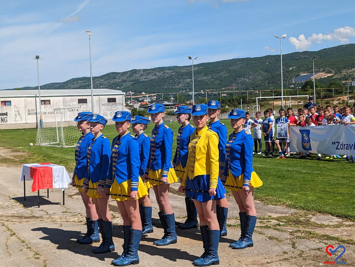 FOTO: Memorijalni turnir u čast Miša i Dine okupio u Grudama stotine djece iz BiH, Dalmacije... 11