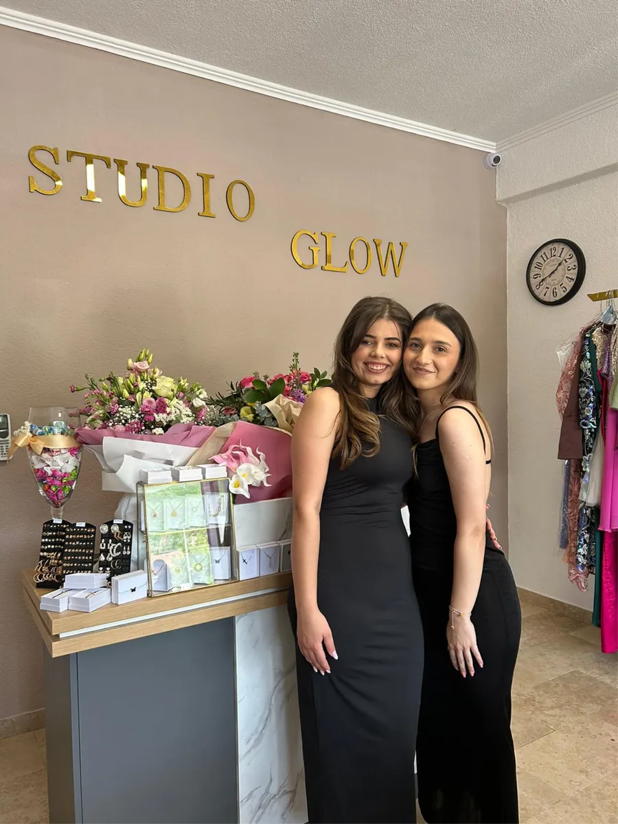 FOTO/VIDEO: Ljubica Ančić otvorila Studio Glow u Posušju! Haljine, torbice, nakit... ostavljaju bez daha  27