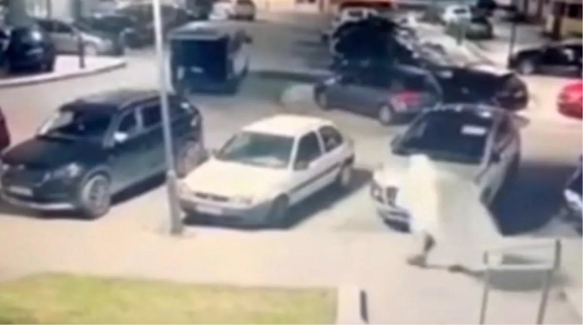 ŠOKANTAN VIDEO: Casper s Pala palio auto pa umalo sebe zapalio