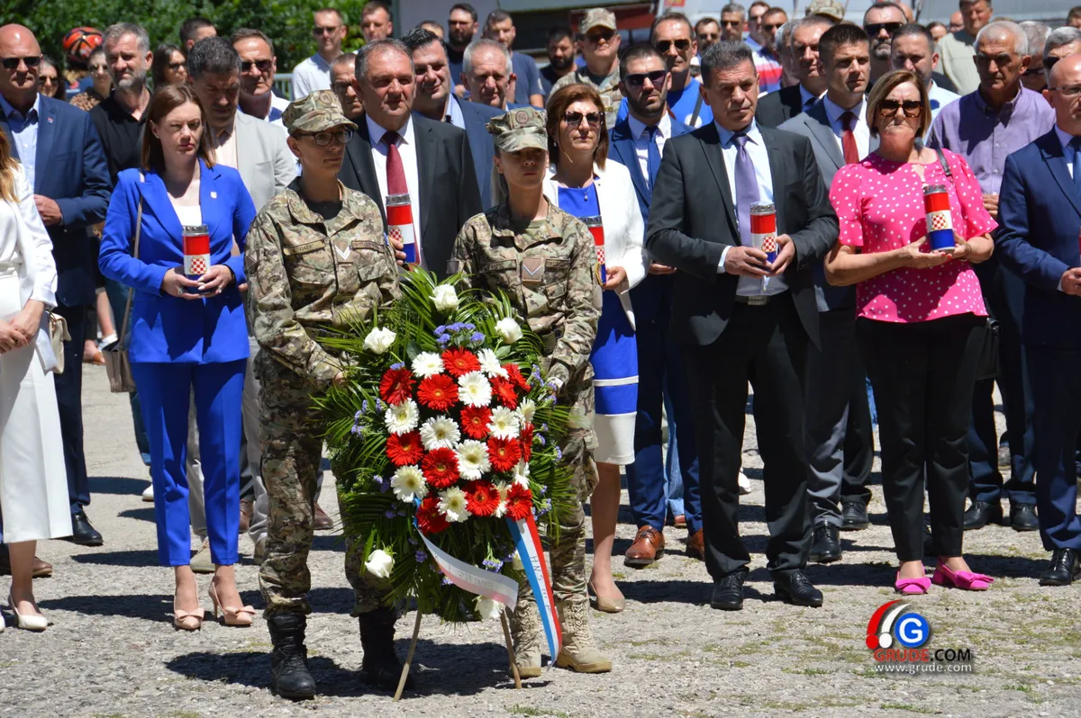 32 godine od akcije na Ševaš njivama gdje su život za domovinu dala 4 Gruđanina FOTO
