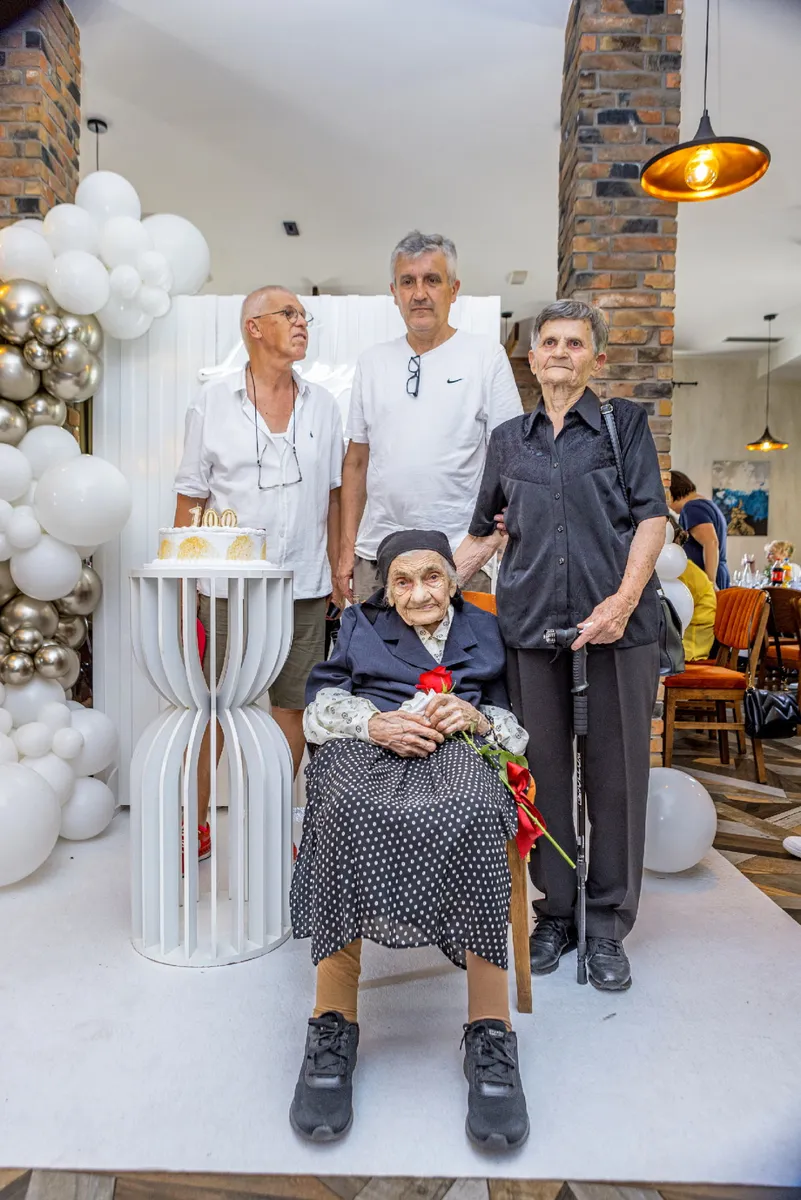 FOTO: Anđa Leko proslavila stoti rođendan! Molitva i rad obilježili su njen život 11