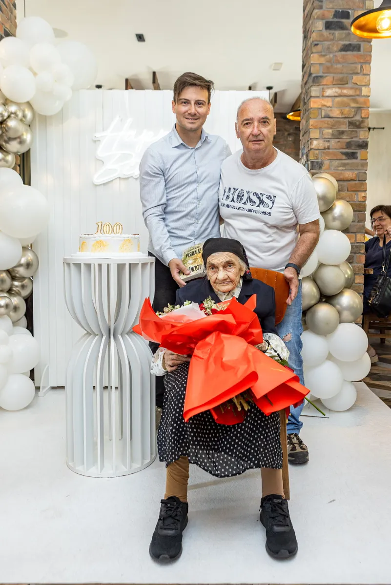 FOTO: Anđa Leko proslavila stoti rođendan! Molitva i rad obilježili su njen život 32