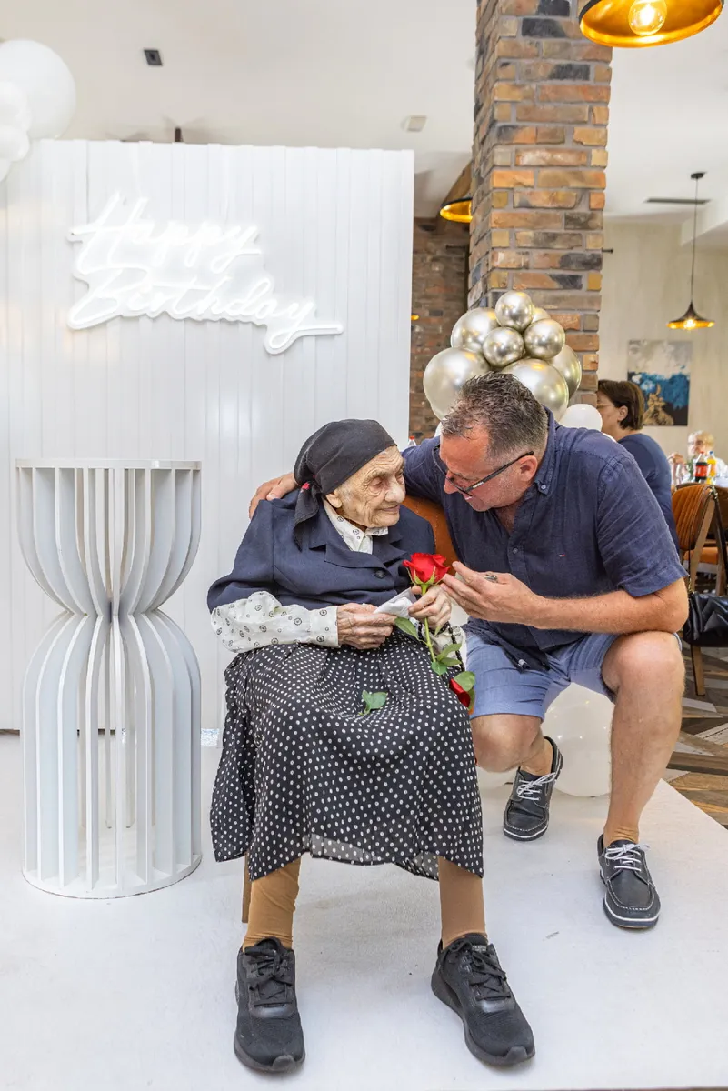 FOTO: Anđa Leko proslavila stoti rođendan! Molitva i rad obilježili su njen život 5