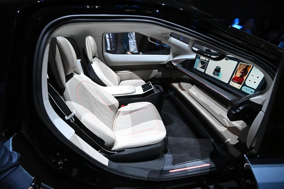 Mate Rimac predstavio robotaksi Verne 1