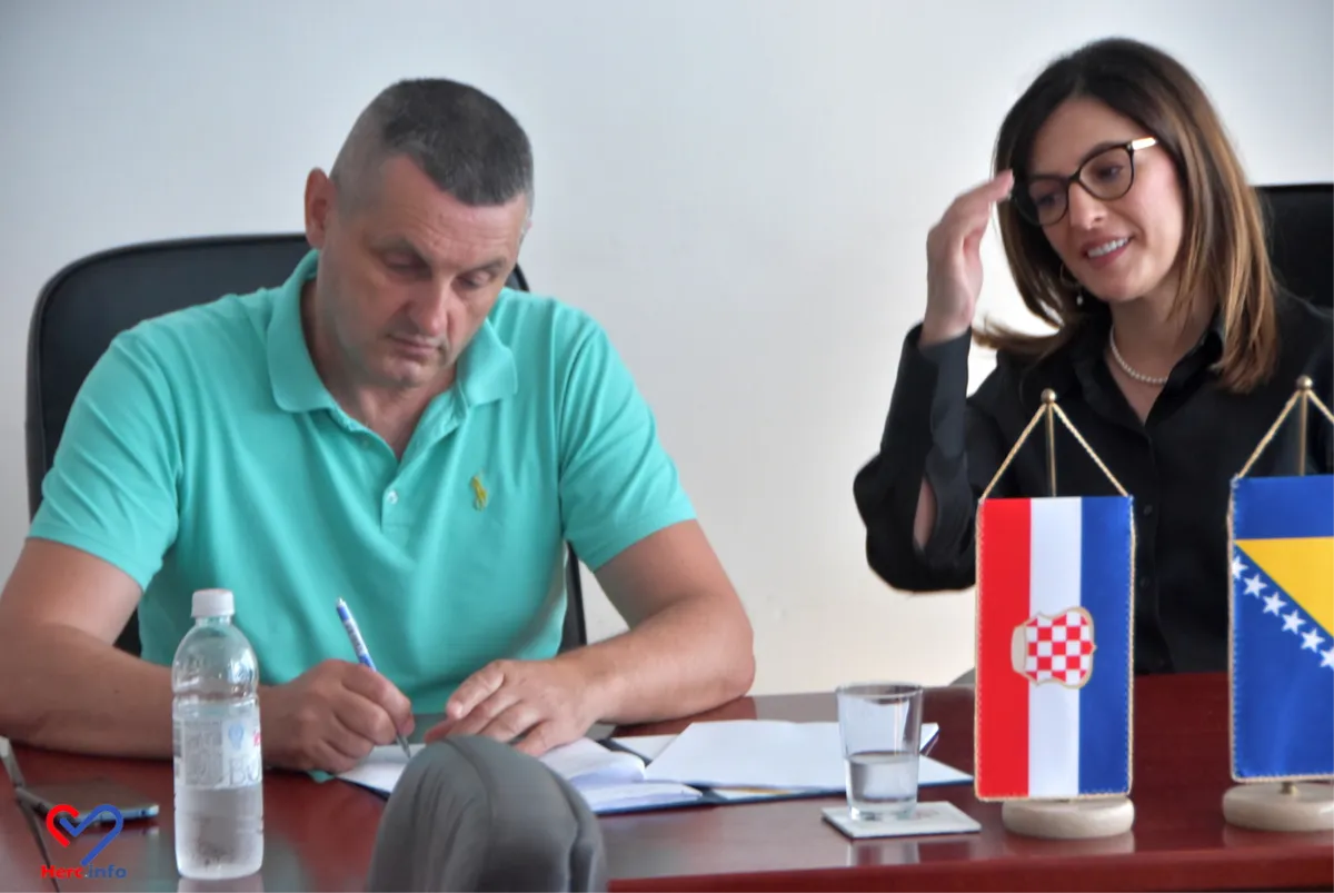 POVIJESNI DOGOVOR U ZHŽ-U! Ministrica Perić se dogovorila sa Sindikatom, novim ugovorom ZHŽ u rangu sa Sarajevom 1