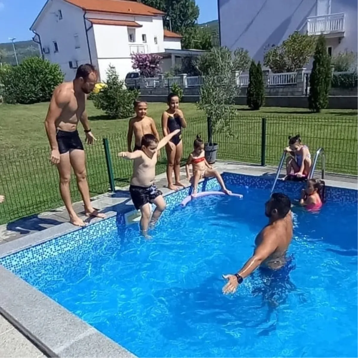 ŠKOLA PLIVANJA AQUAMAN NA NOVOJ, JOŠ BOLJOJ LOKACIJI, prijavite svoje dijete na vrijeme 8