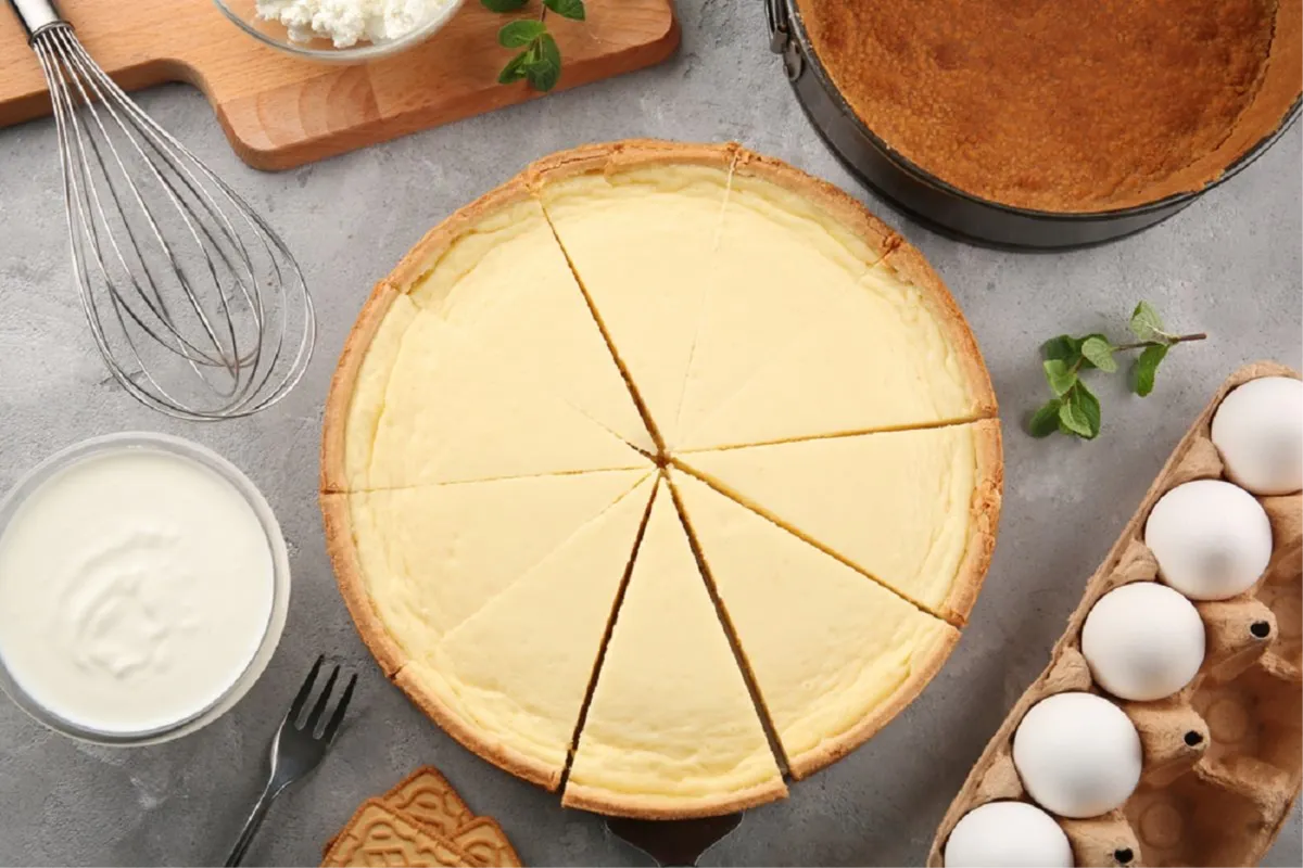 RECEPT - Lagana torta s grčkim jogurtom osvaja svježinom