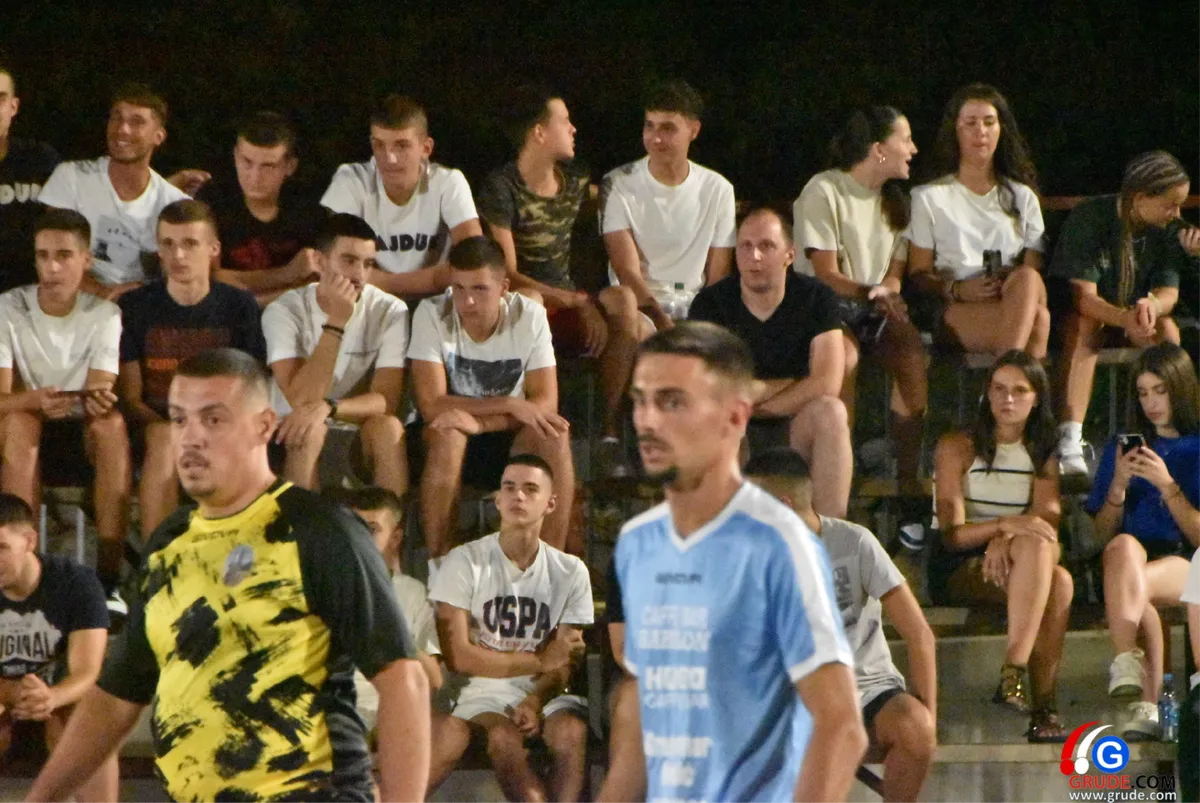 FOTO: Slavlje Drinovaca i Pešije za kraj natjecanja po skupinama! Večeras nokaut faza i 4 poslastice koje će odrediti sudionike završne večeri 28
