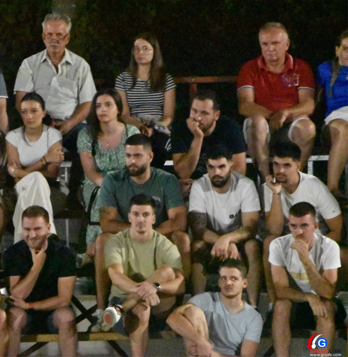 FOTO: Slavlje Drinovaca i Pešije za kraj natjecanja po skupinama! Večeras nokaut faza i 4 poslastice koje će odrediti sudionike završne večeri 37