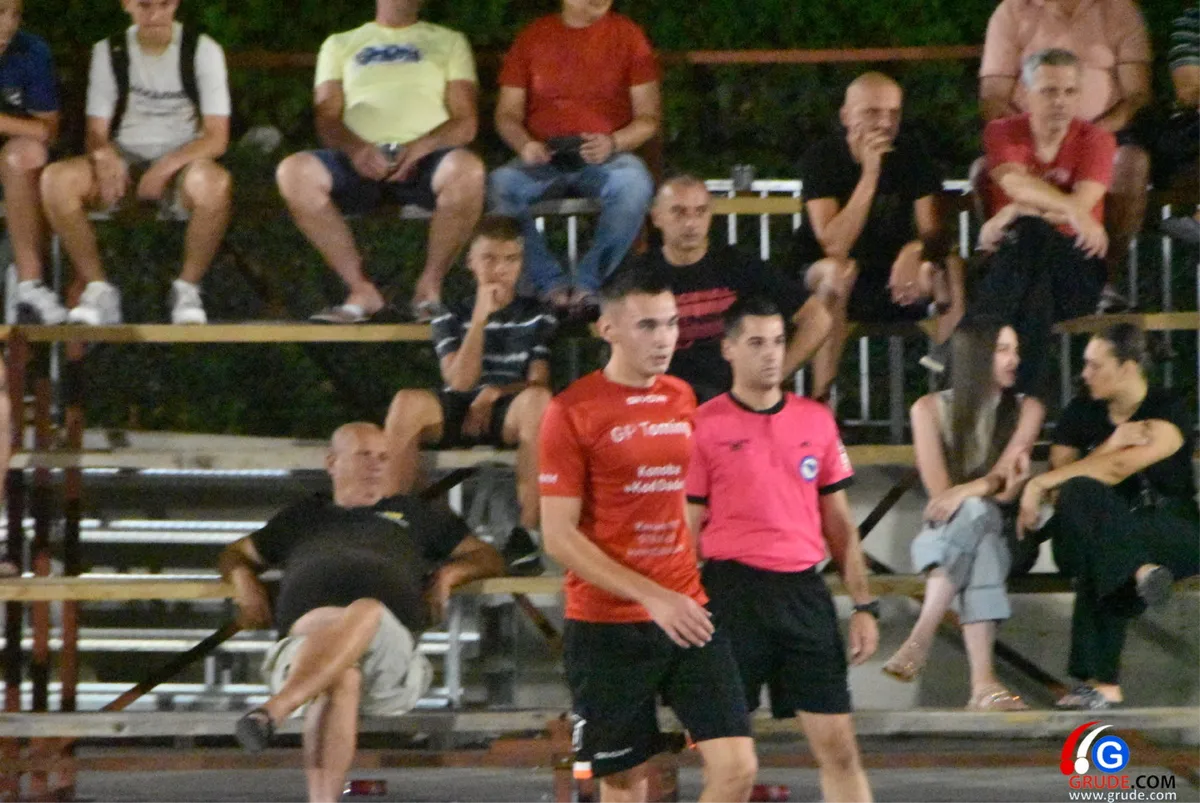 FOTO: Slavlje Drinovaca i Pešije za kraj natjecanja po skupinama! Večeras nokaut faza i 4 poslastice koje će odrediti sudionike završne večeri 5