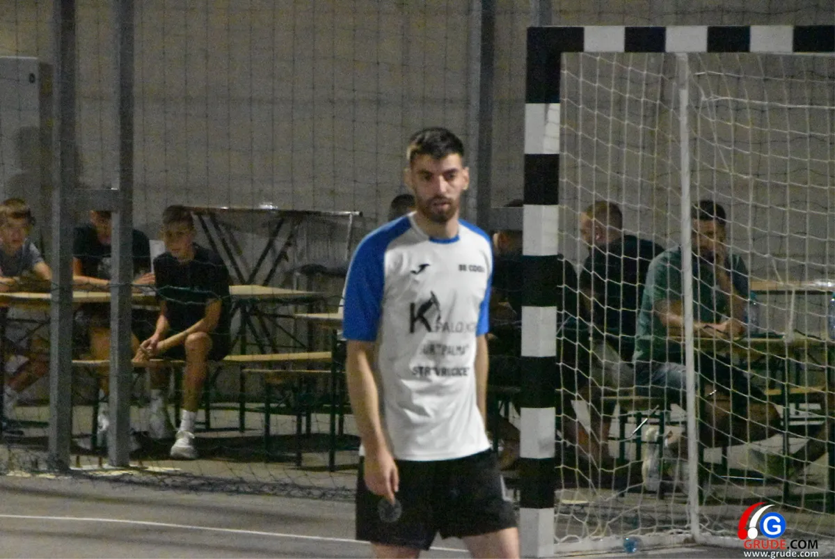 FOTO: Slavlje Drinovaca i Pešije za kraj natjecanja po skupinama! Večeras nokaut faza i 4 poslastice koje će odrediti sudionike završne večeri 6