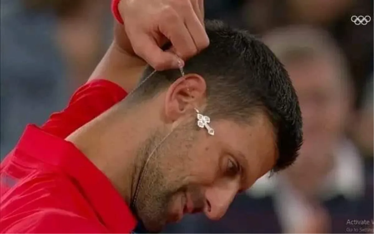 Novak Đoković ispisao povijest! Olimpijsko zlato osvojio s križem oko vrata