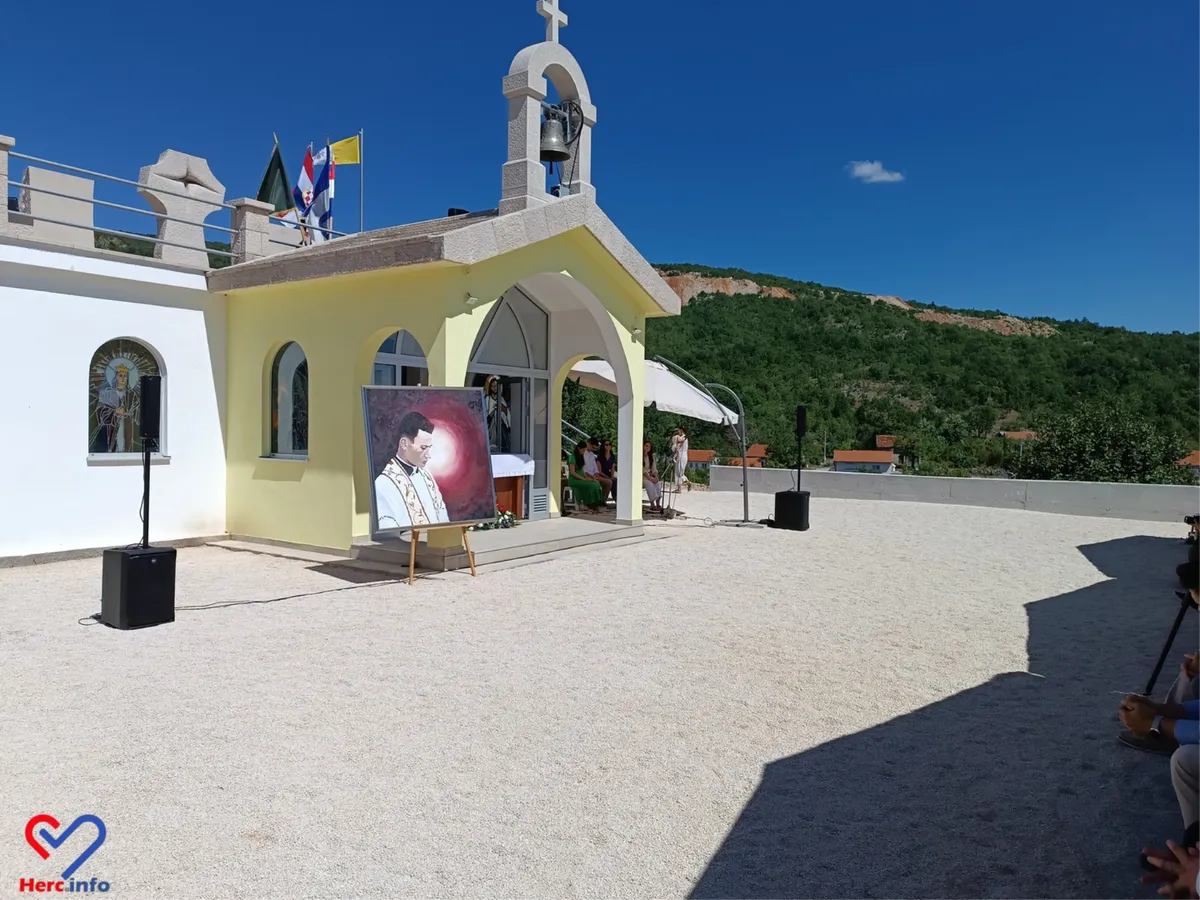 FOTO: Panonska jezera u BiH prepuna domaćih i gostiju 3