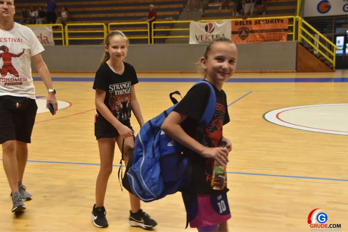 FOTO: Rukometni dan u Grudama pripao Splićankama 13