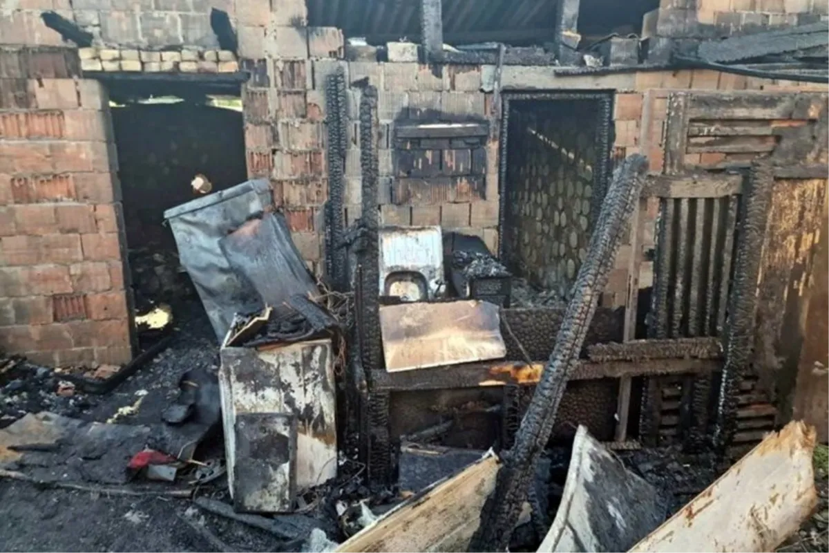 Horor u Novom Sadu: Roditelji i četvero djece izgorjeli u požaru kojeg je uzrokovala baterija od električnog bicikla