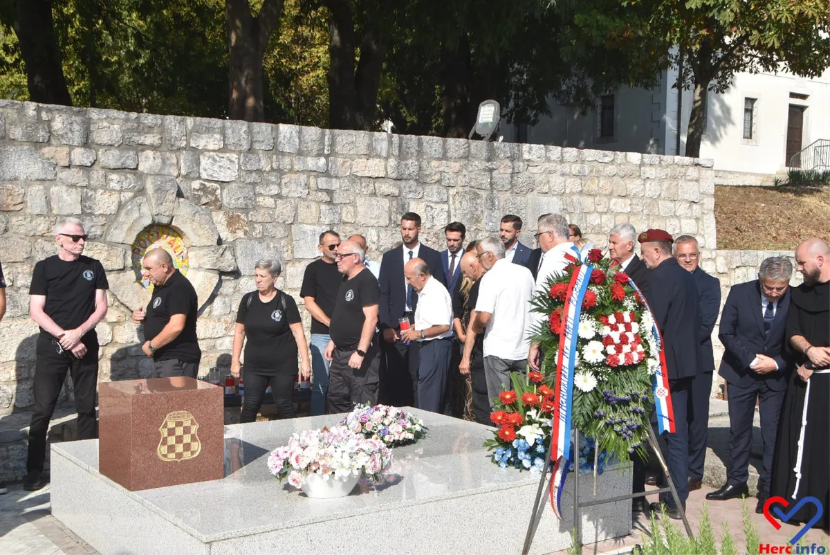 FOTO: Grude obilježile Dan branitelja i Herceg Bosne, čestitku uputio general Ante Gotovina 9