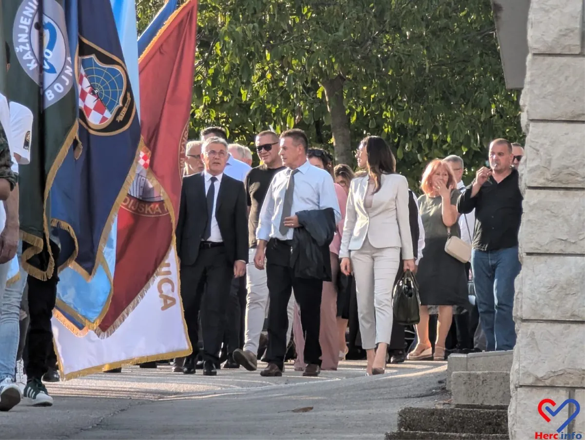 FOTO: Grude obilježile Dan branitelja i Herceg Bosne, čestitku uputio general Ante Gotovina 106