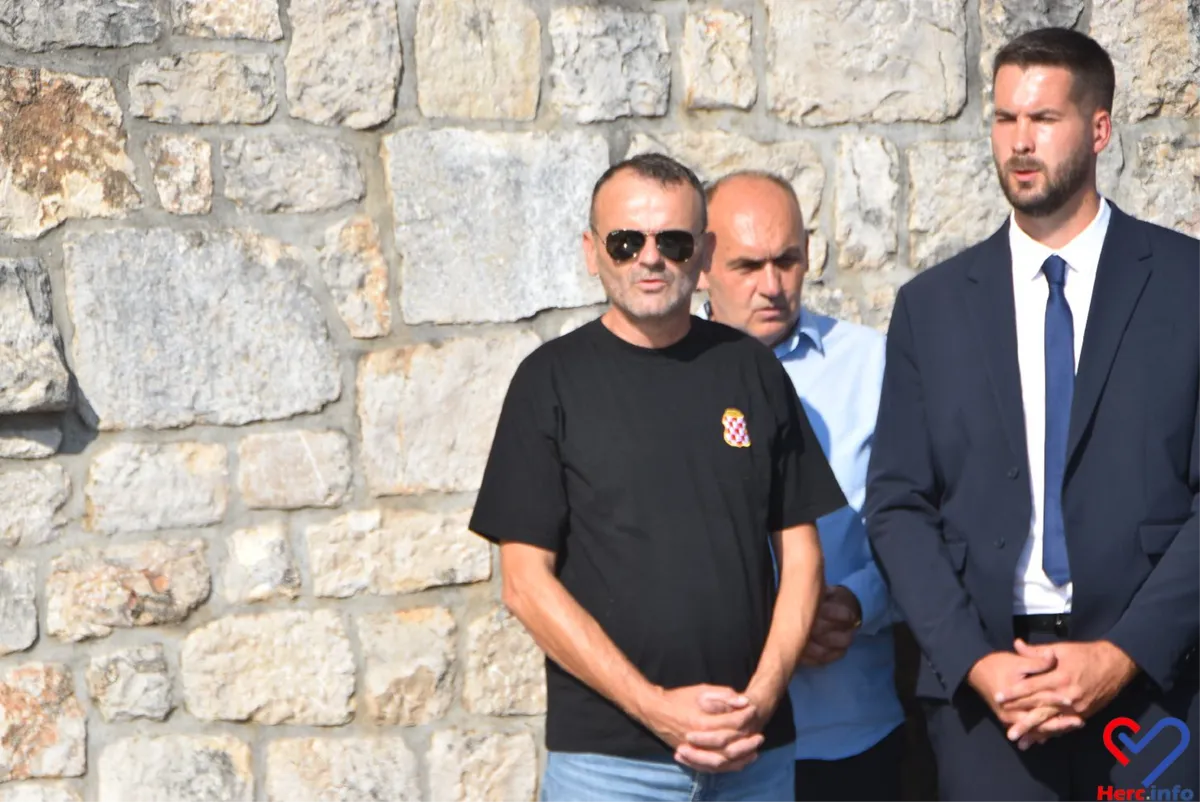FOTO: Grude obilježile Dan branitelja i Herceg Bosne, čestitku uputio general Ante Gotovina 14
