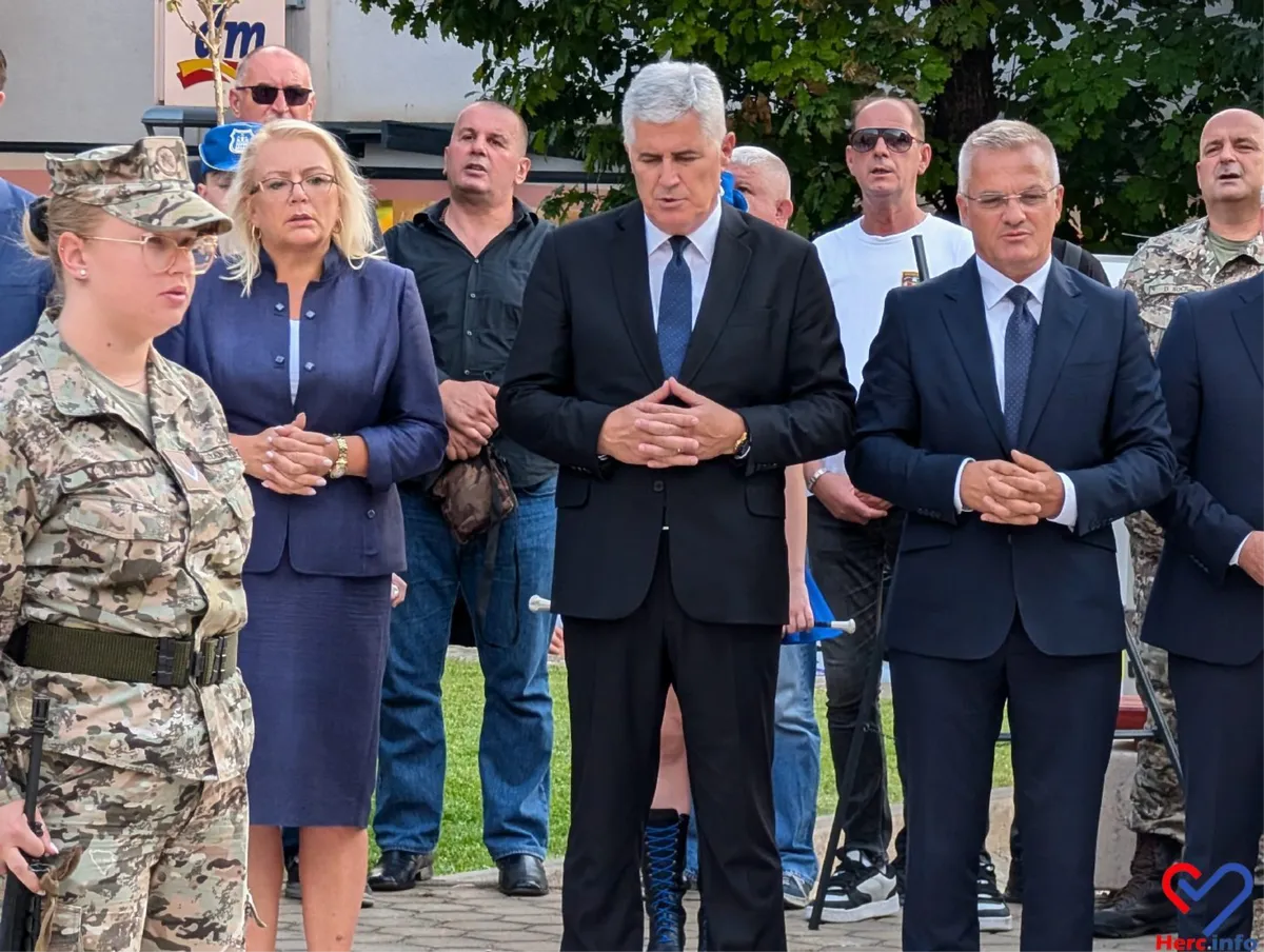 FOTO: Grude obilježile Dan branitelja i Herceg Bosne, čestitku uputio general Ante Gotovina 144