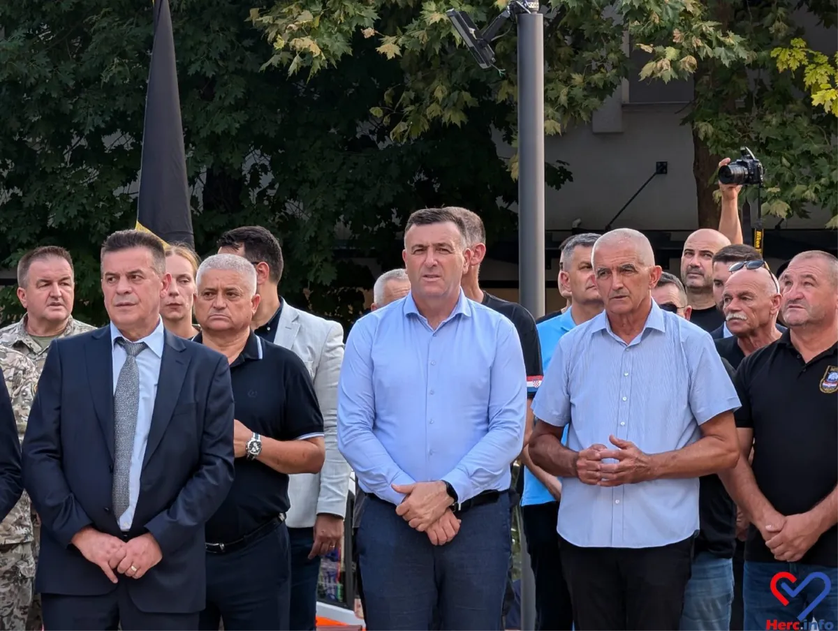 FOTO: Grude obilježile Dan branitelja i Herceg Bosne, čestitku uputio general Ante Gotovina 145