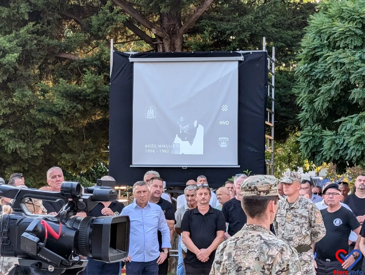 FOTO: Grude obilježile Dan branitelja i Herceg Bosne, čestitku uputio general Ante Gotovina 160