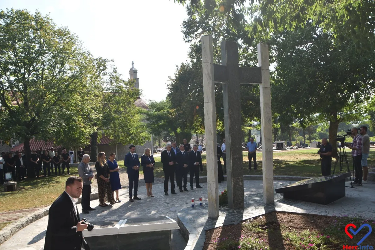 FOTO: Grude obilježile Dan branitelja i Herceg Bosne, čestitku uputio general Ante Gotovina 21
