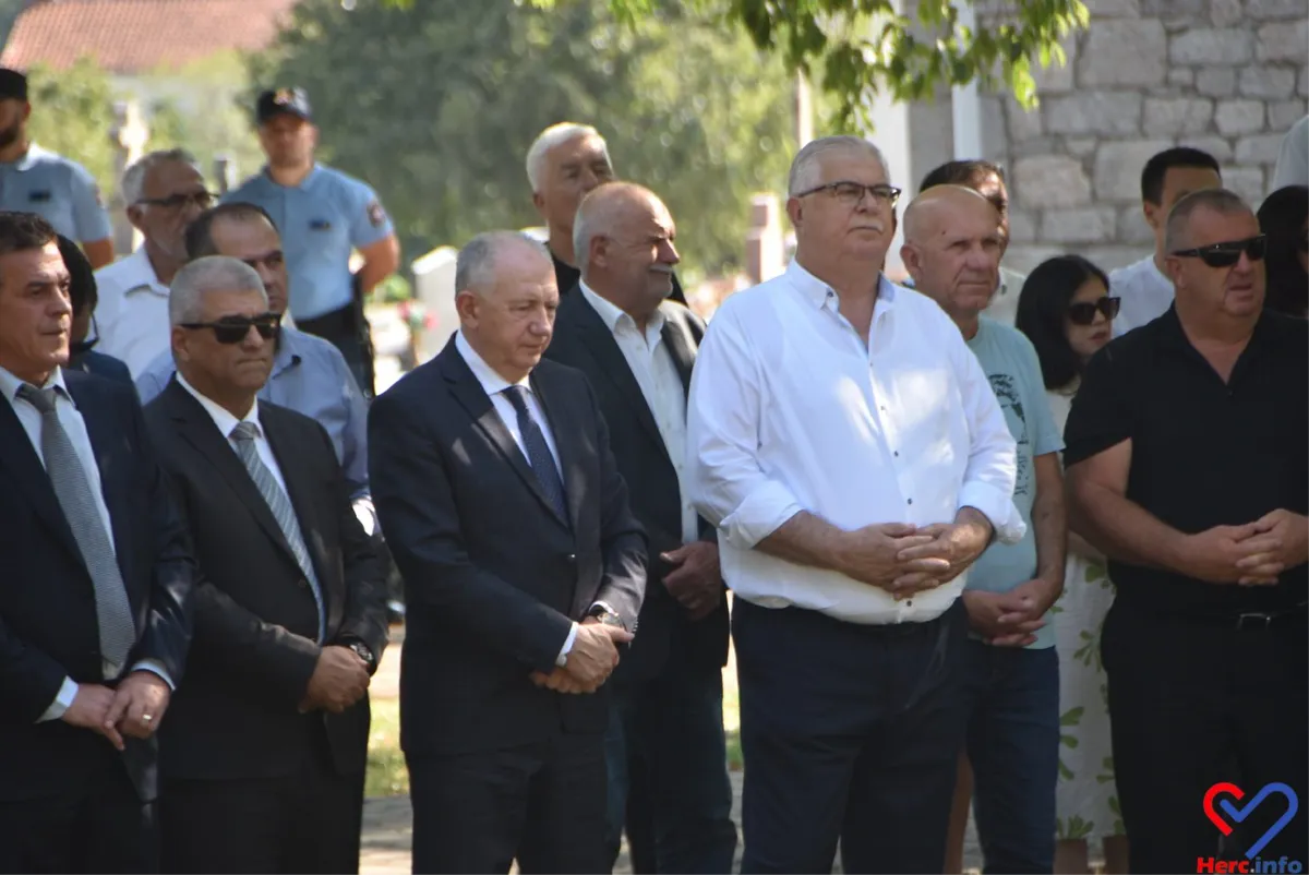 FOTO: Grude obilježile Dan branitelja i Herceg Bosne, čestitku uputio general Ante Gotovina 23