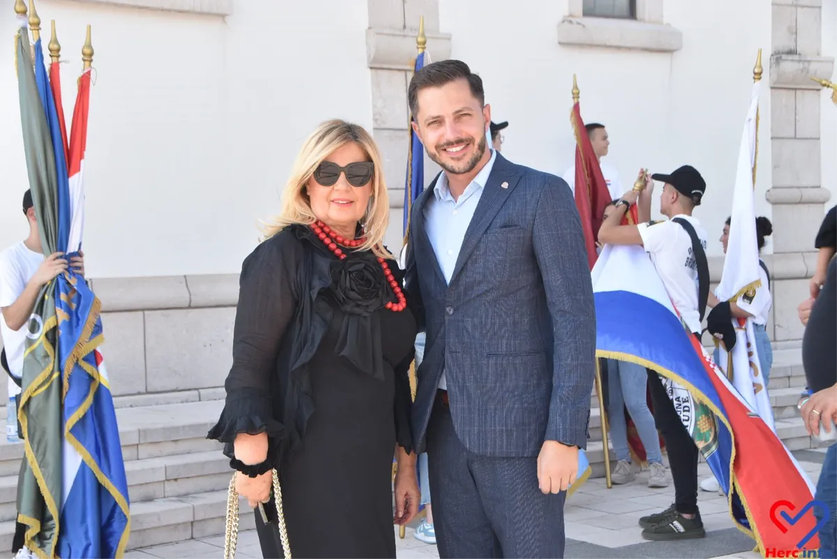 FOTO: Grude obilježile Dan branitelja i Herceg Bosne, čestitku uputio general Ante Gotovina 24