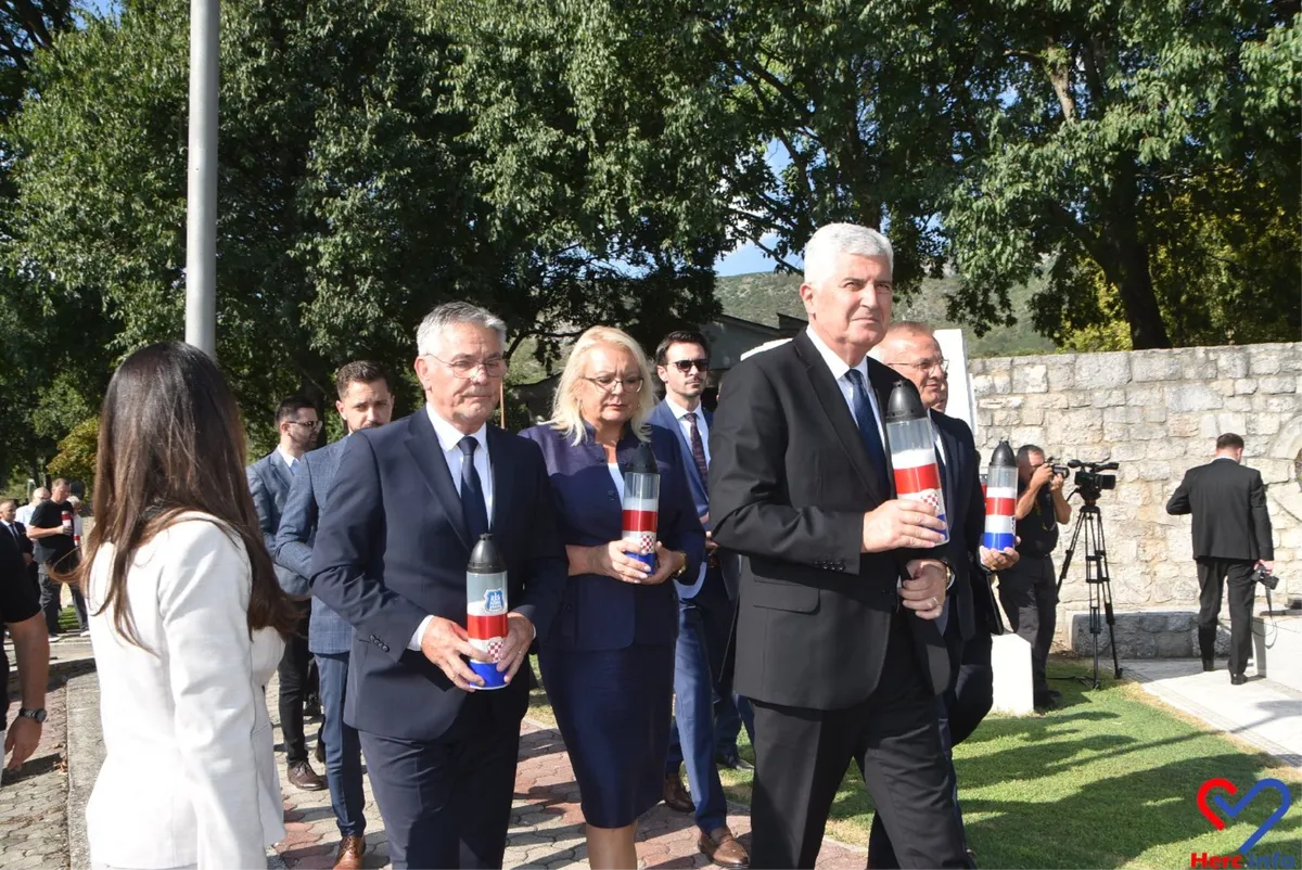 FOTO: Grude obilježile Dan branitelja i Herceg Bosne, čestitku uputio general Ante Gotovina 3