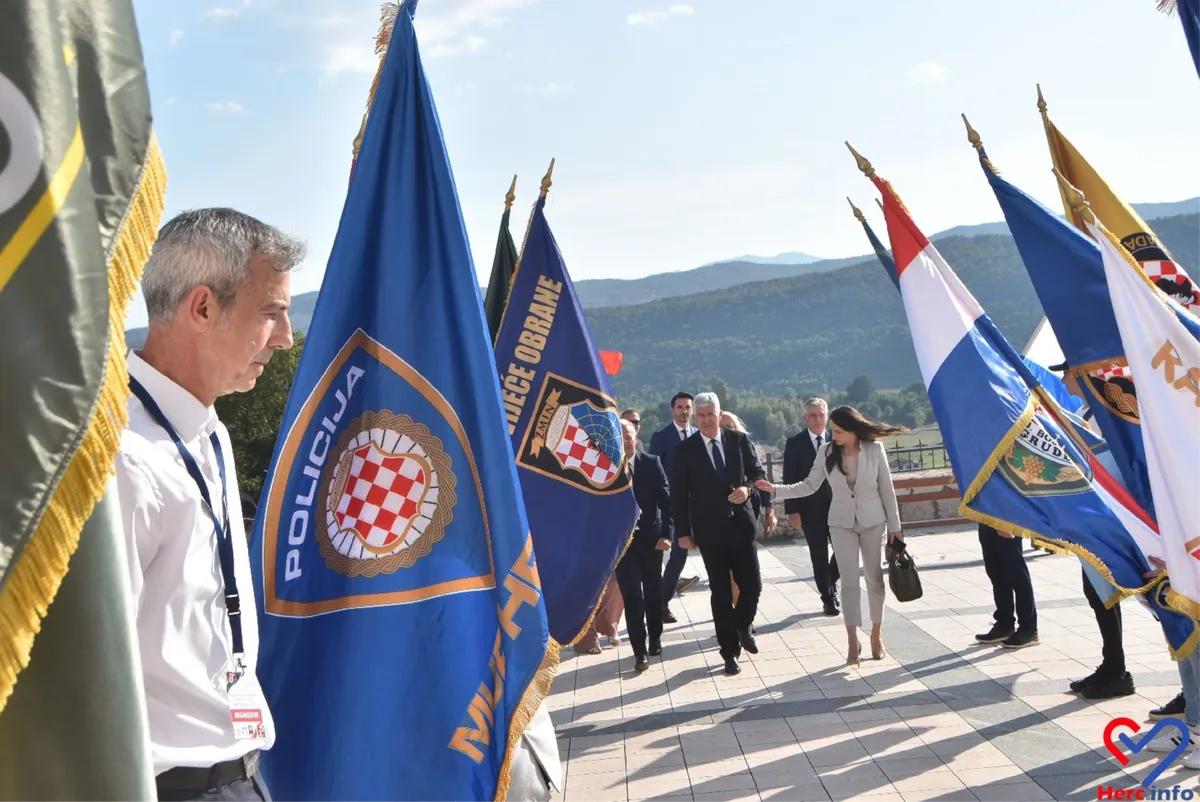 FOTO: Grude obilježile Dan branitelja i Herceg Bosne, čestitku uputio general Ante Gotovina 49