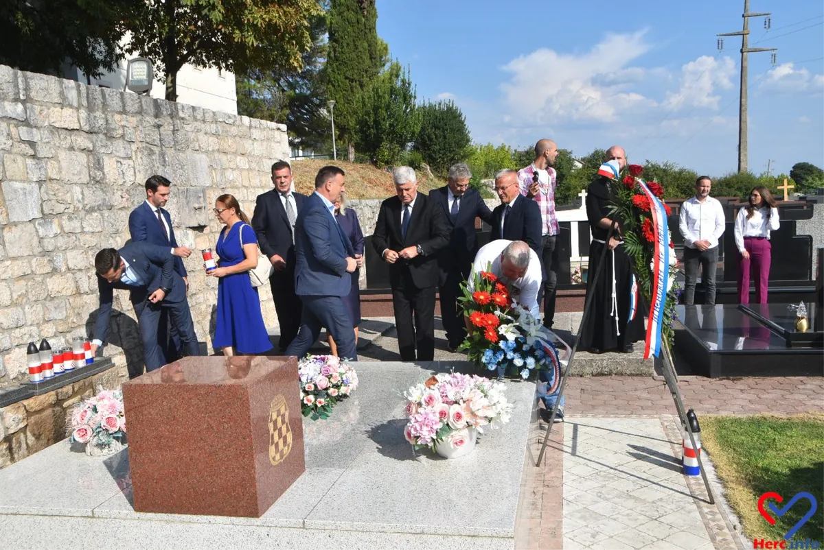 FOTO: Grude obilježile Dan branitelja i Herceg Bosne, čestitku uputio general Ante Gotovina 5