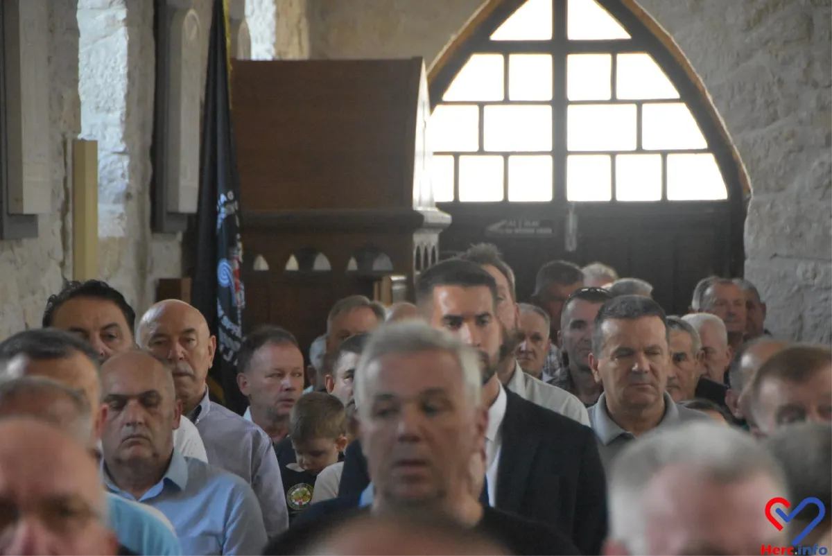 FOTO: Grude obilježile Dan branitelja i Herceg Bosne, čestitku uputio general Ante Gotovina 65
