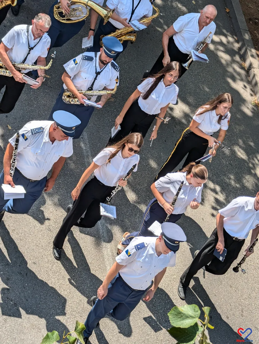 FOTO: Mimohod povodom obljetnice nositelja ratnih odličja HVO-a u Mostaru 4