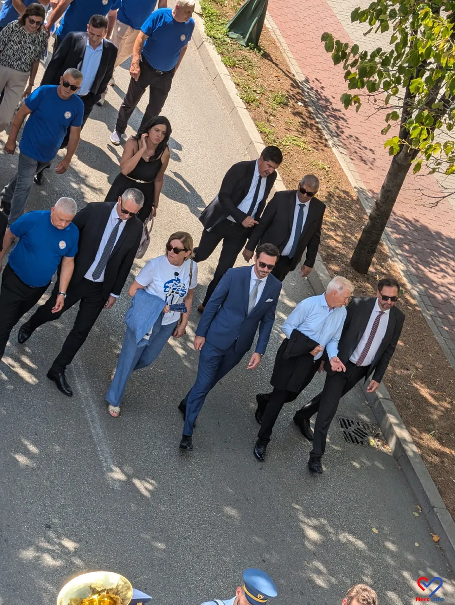 FOTO: Mimohod povodom obljetnice nositelja ratnih odličja HVO-a u Mostaru 6