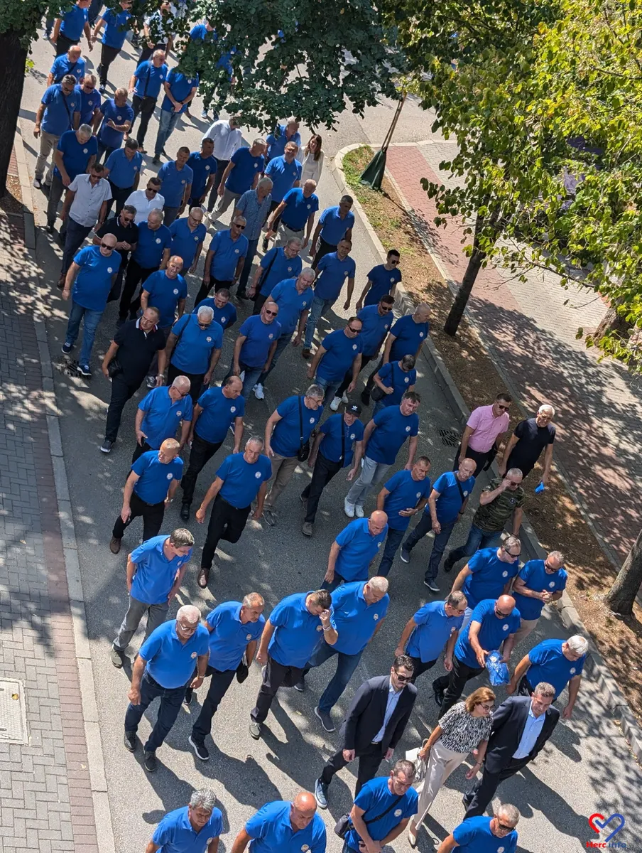 FOTO: Mimohod povodom obljetnice nositelja ratnih odličja HVO-a u Mostaru 9