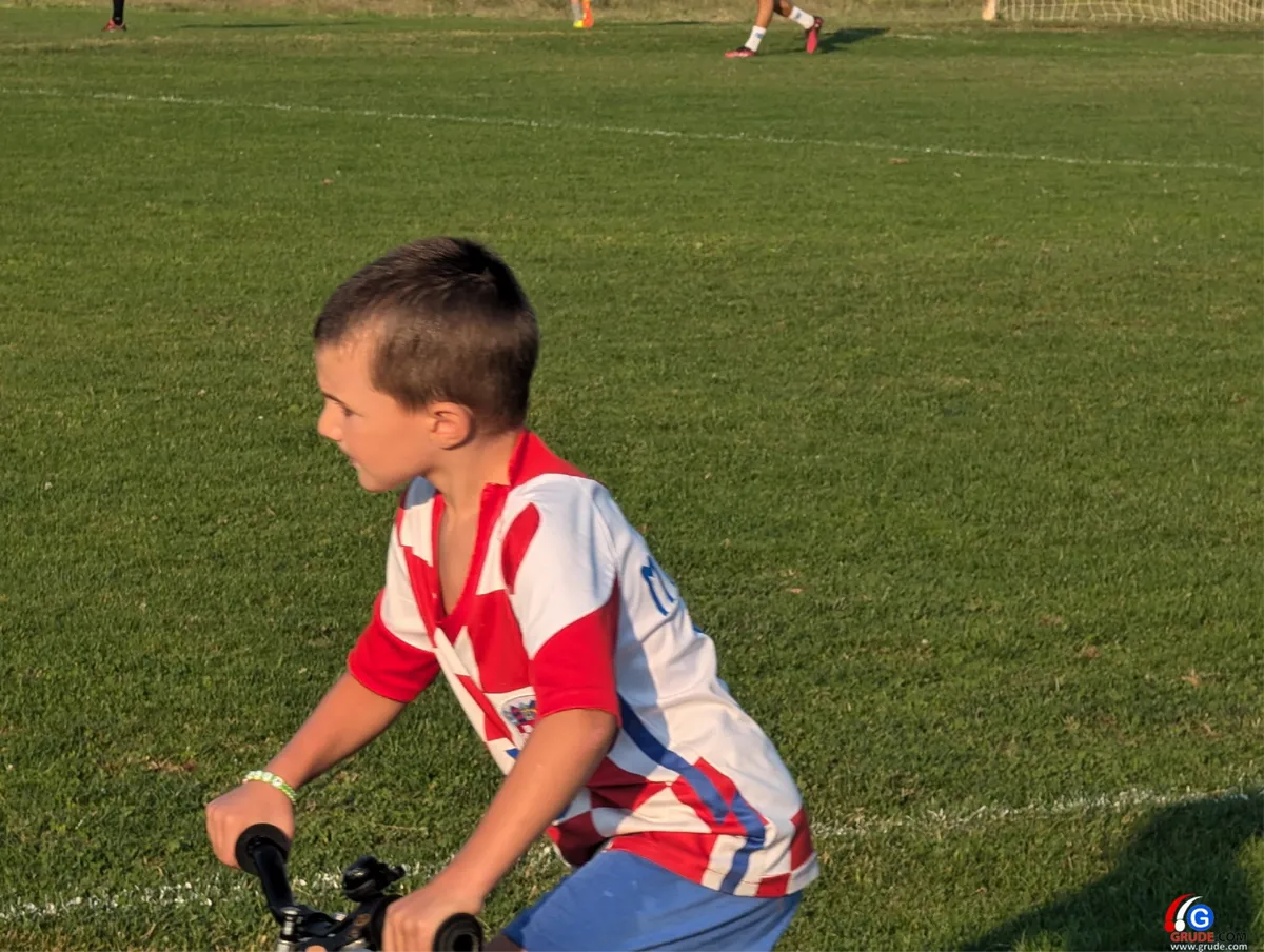 FOTO: Na Bekijinom se vrijedno trenira! Grude spremne za nastavak prvenstva i Kup FBiH 12
