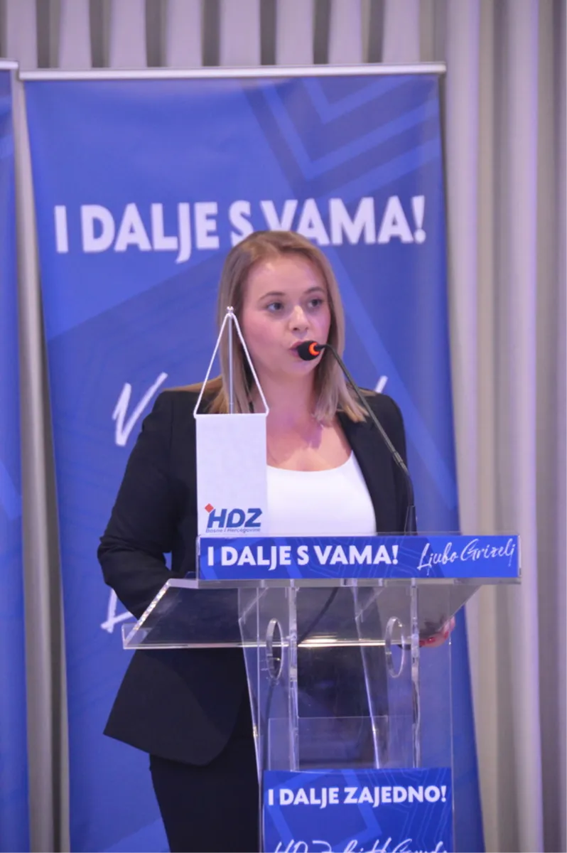 HDZ BiH Grude kampanju počeo stranačkom klauzurom! Grizelj zahvalio Gruđanima na podršci i poručio: I dalje s vama! 8