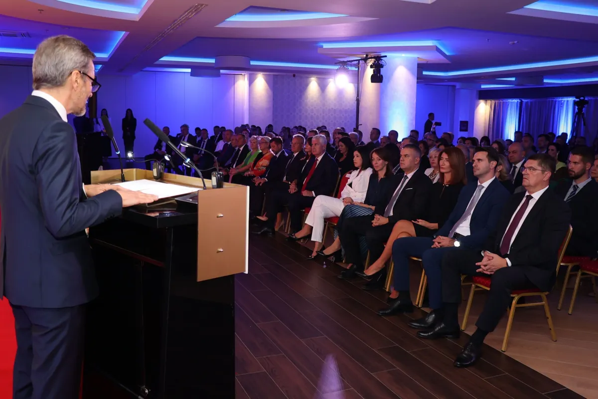 Hrvatsko narodno kazalište u Mostaru obilježilo 30 godina djelovanja 3