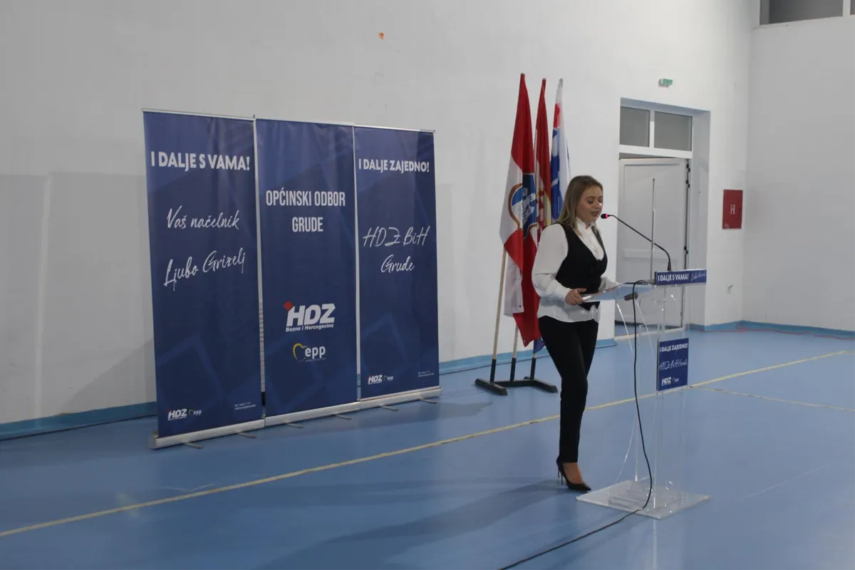 FOTO: Skupovi HDZ-a u Tihaljini i Mamićima! Grizelj: Jedina smo politička opcija koja može povezati sve razine vlasti 5