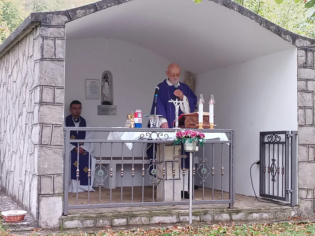 Misom zadušnicom obilježena 31. obljetnica na Vrdima FOTO 1