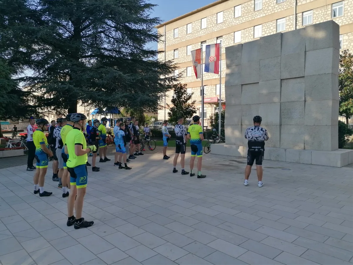 Biciklisti se okupili u spomen na pale vitezove koji su dali živote za slobodu hrvatskog naroda FOTO 5