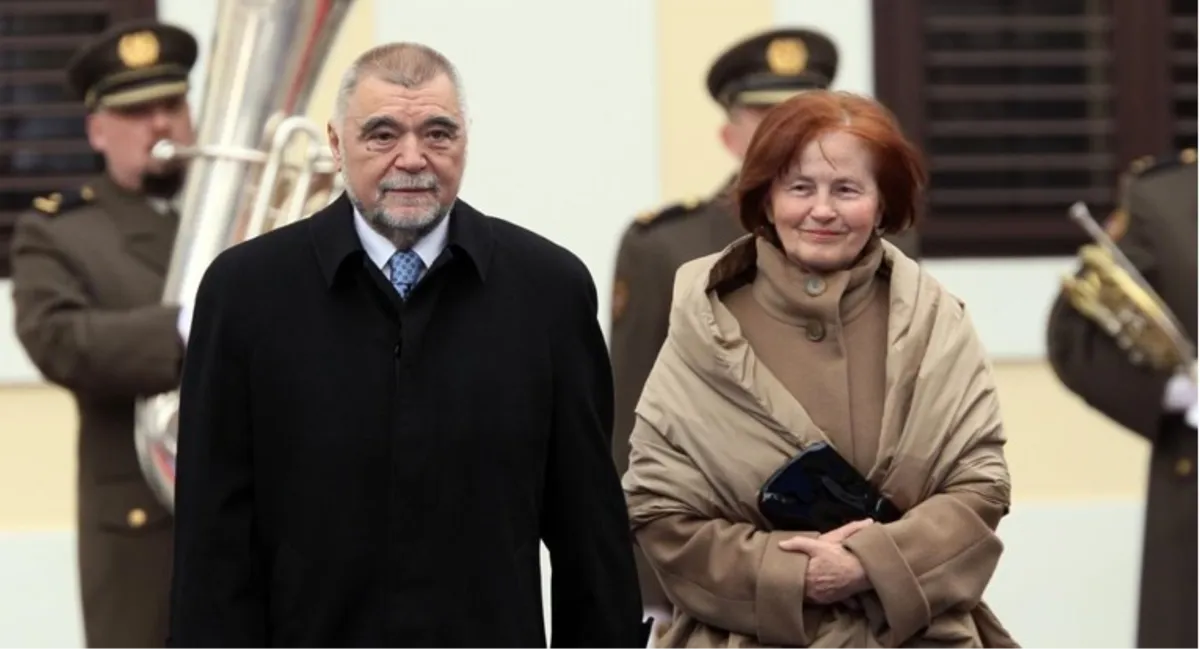 Preminula supruga Stipe Mesića, bila je tiha i nenametljiva u odnosu na njega