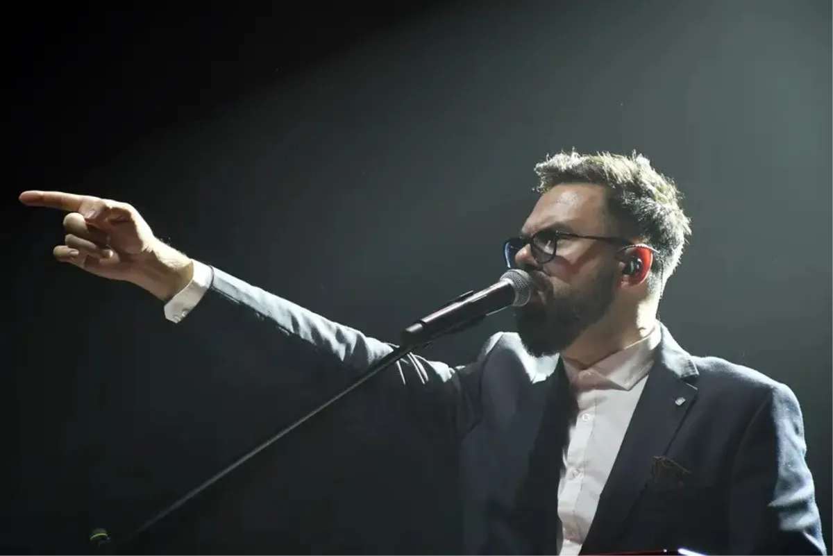 VIDEO: Petar Grašo postavio sudbonosno pitanje i ponudio odgovor u stilu najboljeg romantika