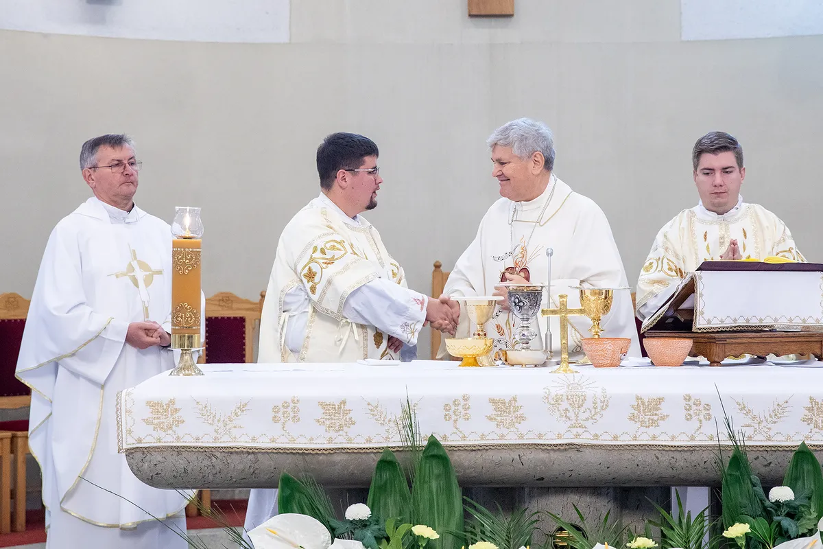 Zaređen Croat Balija, njegova predanost ostavlja snažan dojam na sve