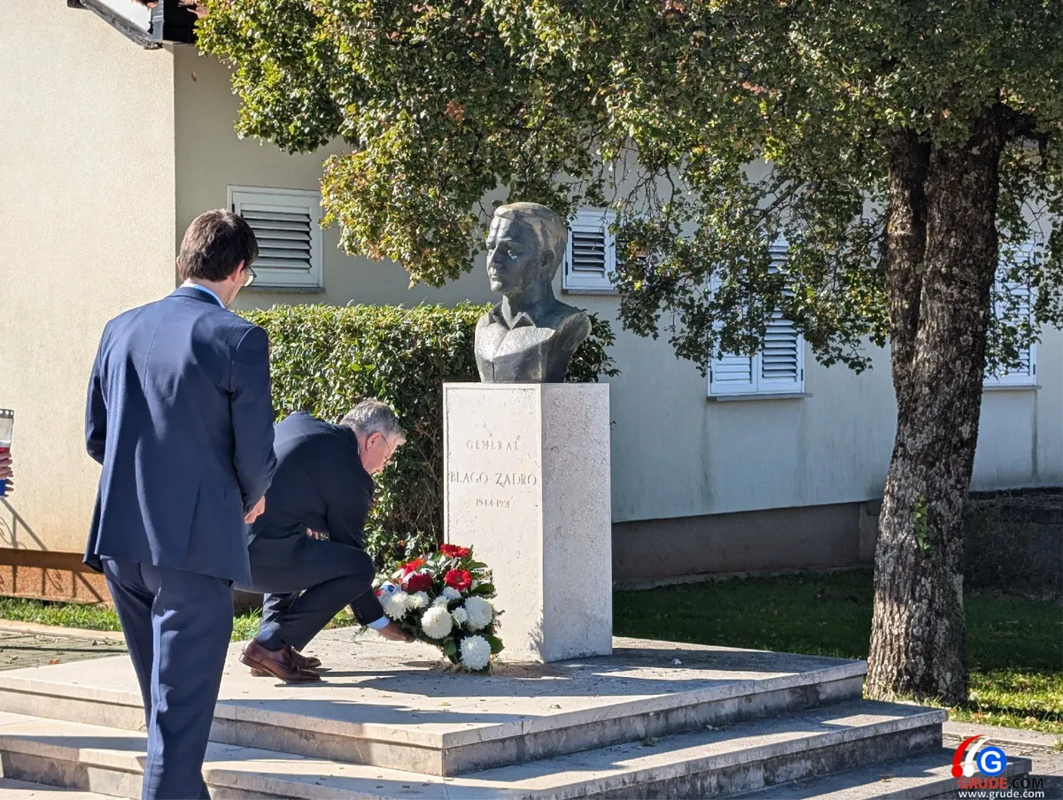 Odana počast onima koji su ispisali povijest Gruda: izaslanstvo obilježilo Svisvete i Dušni dan 30